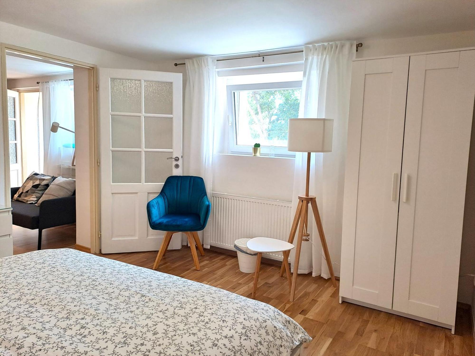 Apartmanovy Dum Se Zahradou V Klidne Casti Prahy * Praha